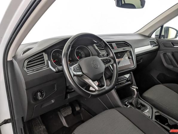 Volkswagen Tiguan II Рестайлинг с пробегом 2021 года, цена 3 110 000 рублей, 55235 км, внедорожник, Автокод Объявления