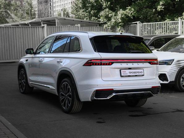 Geely Monjaro I Рестайлинг 2 с пробегом 2026 года, цена 4 300 000 рублей, 7500 км, внедорожник, Автокод Объявления