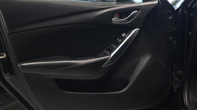 Mazda 6 III (GJ) Рестайлинг с пробегом 2017 года, цена 1 820 000 рублей, 142410 км, седан, Автокод Объявления