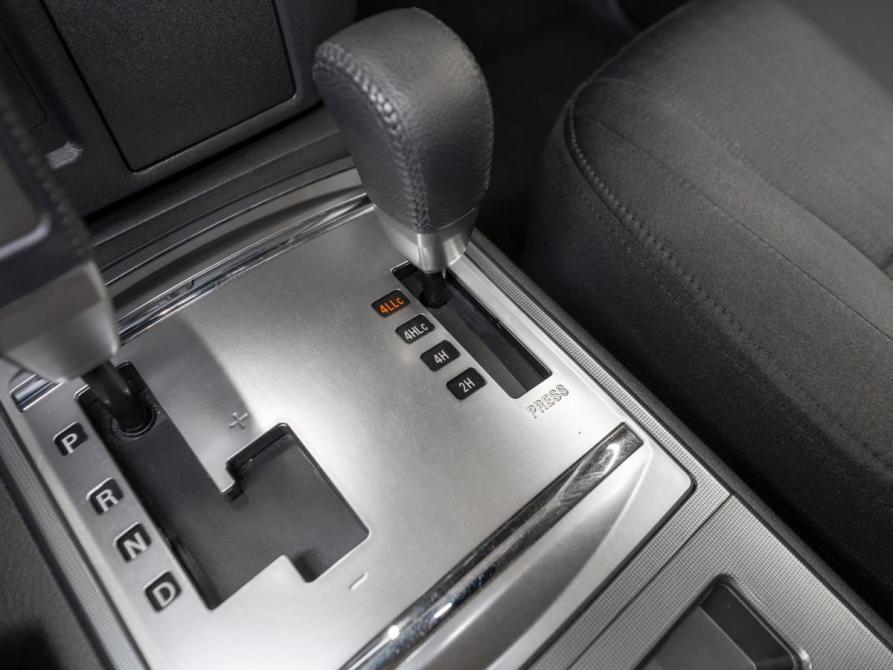 Mitsubishi Pajero IV Рестайлинг 2 Москва  - изображение 25