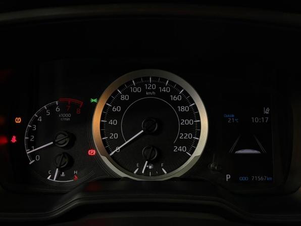 Toyota Levin XII (E210) с пробегом 2021 года, цена 1 757 000 рублей, 71546 км, седан, Автокод Объявления