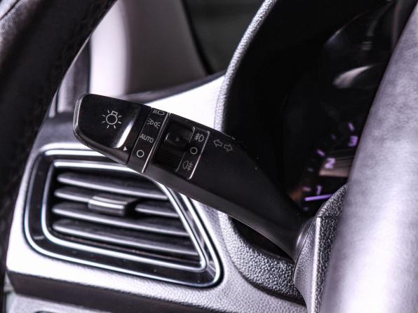 Hyundai Solaris II с пробегом 2020 года, цена 1 380 000 рублей, 145840 км, седан, Автокод Объявления