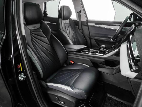 Geely Atlas II с пробегом 2024 года, цена 2 957 000 рублей, 25700 км, внедорожник, Автокод Объявления
