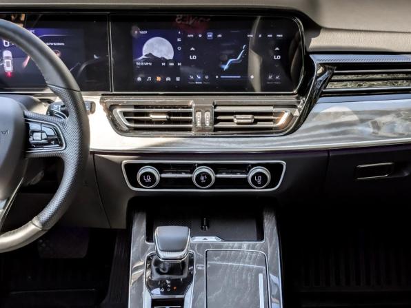 Hongqi HS5 I Рестайлинг с пробегом 2023 года, цена 3 200 000 рублей, 12309 км, внедорожник, Автокод Объявления