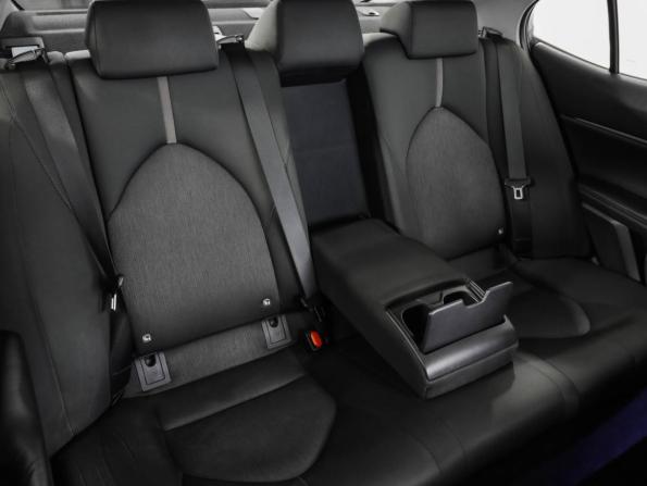 Toyota Camry VIII (XV70) Рестайлинг с пробегом 2021 года, цена 1 639 000 рублей, 239000 км, седан, Автокод Объявления