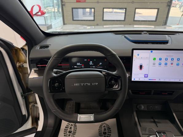 JETOUR DASHING I с пробегом 2023 года, цена 1 900 000 рублей, 41899 км, внедорожник, Автокод Объявления