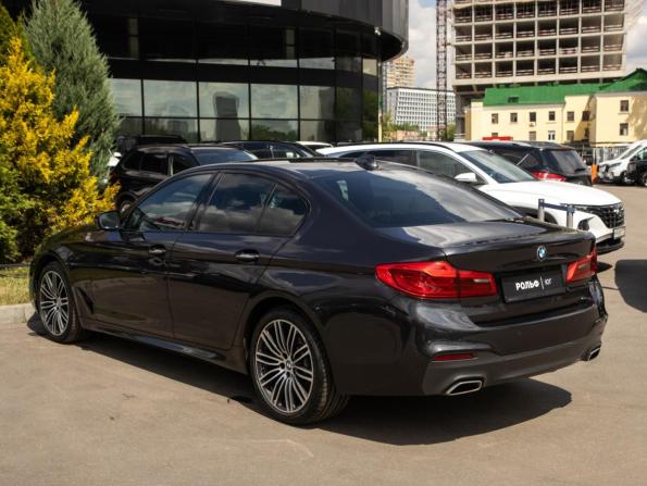 BMW 5 серии VII (G30/G31/G38) с пробегом 2018 года, цена 4 990 000 рублей, 53387 км, седан, Автокод Объявления
