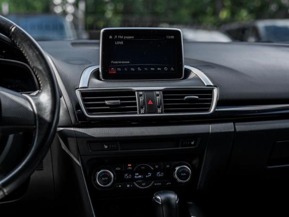 Mazda 3 III (BM) с пробегом 2014 года, цена 1 014 000 рублей, 145164 км, седан, Автокод Объявления