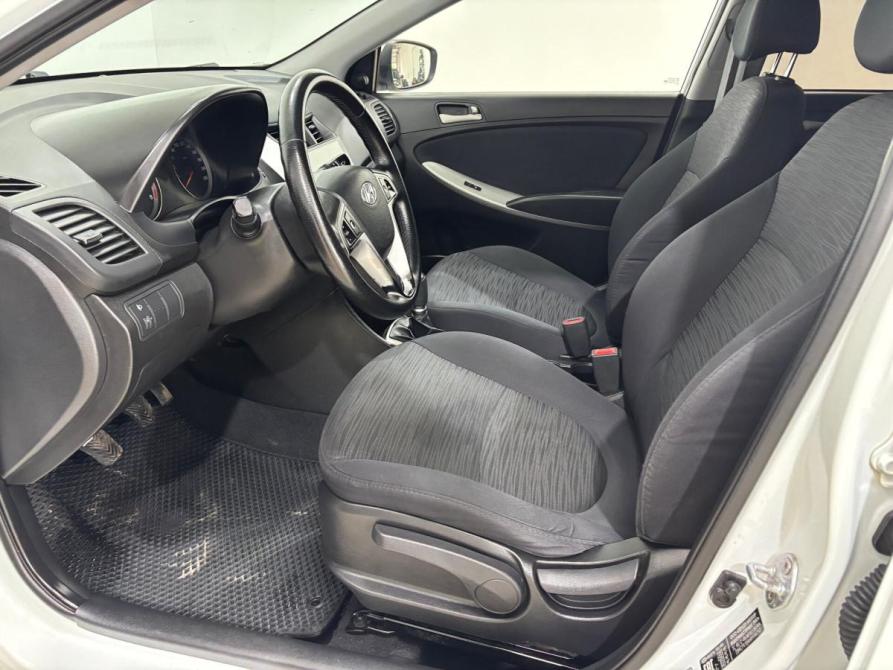 Hyundai Solaris I Рестайлинг Альметьевск  - изображение 9