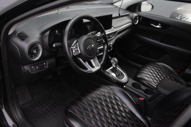 Kia Cerato IV с пробегом 2018 года, цена 1 745 000 рублей, 130778 км, седан, Автокод Объявления