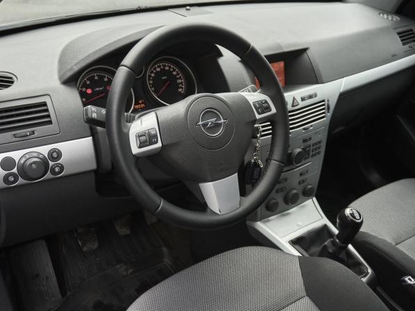 Opel Astra H Рестайлинг с пробегом 2012 года, цена 748 000 рублей, 78005 км, хэтчбек, Автокод Объявления