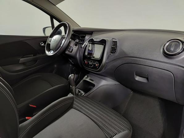 Renault Kaptur I с пробегом 2017 года, цена 1 270 000 рублей, 141383 км, внедорожник, Автокод Объявления
