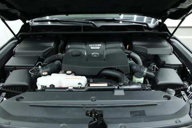 Toyota Land Cruiser 300 Series с пробегом 2021 года, цена 11 490 000 рублей, 15197 км, внедорожник, Автокод Объявления