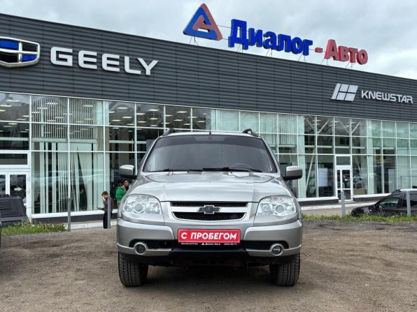 Chevrolet Niva I Рестайлинг с пробегом 2013 года, цена 450 000 рублей, 202112 км, внедорожник, Автокод Объявления