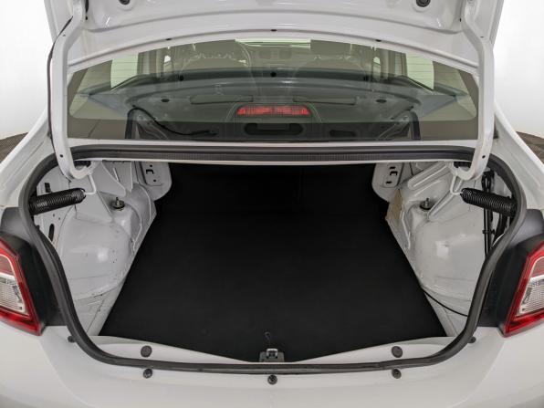 Renault Logan II Рестайлинг с пробегом 2021 года, цена 1 100 000 рублей, 38137 км, седан, Автокод Объявления
