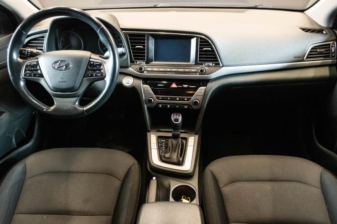 Hyundai Elantra VI (AD) с пробегом 2018 года, цена 1 103 000 рублей, 131669 км, седан, Автокод Объявления