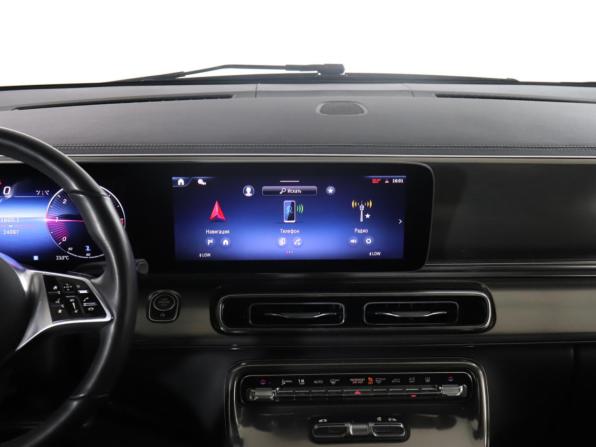 Mercedes-Benz V-Класс III (W447) Рестайлинг 2 с пробегом 2024 года, цена 11 777 900 рублей, 24086 км, минивэн, Автокод Объявления