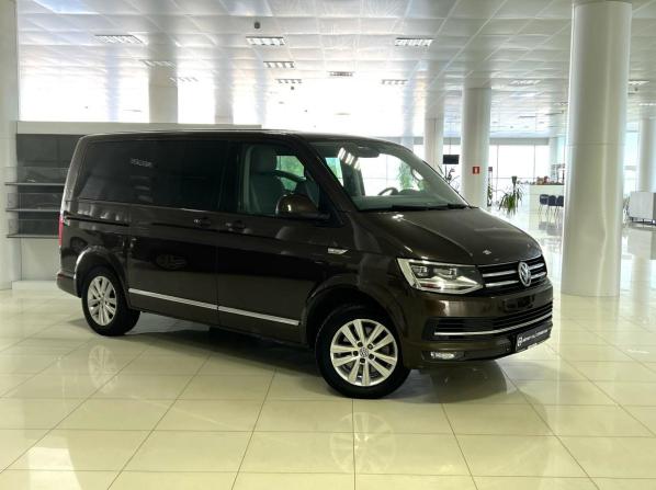 Volkswagen Multivan T6 с пробегом 2015 года, цена 2 860 000 рублей, 175974 км, минивэн, Автокод Объявления