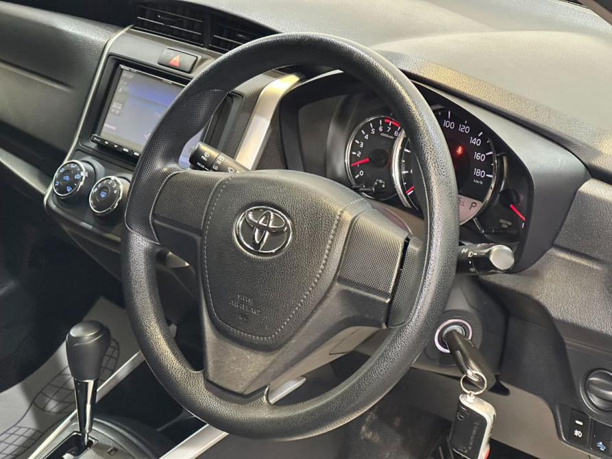 Toyota Corolla XI (E160 E170) Рестайлинг 2 Кемерово  - изображение 14