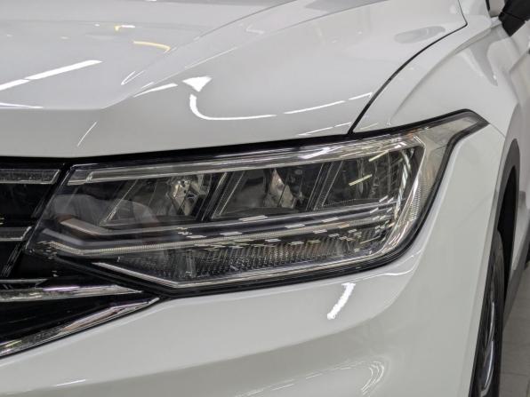 Volkswagen Tiguan II Рестайлинг с пробегом 2022 года, цена 3 155 000 рублей, 30461 км, внедорожник, Автокод Объявления