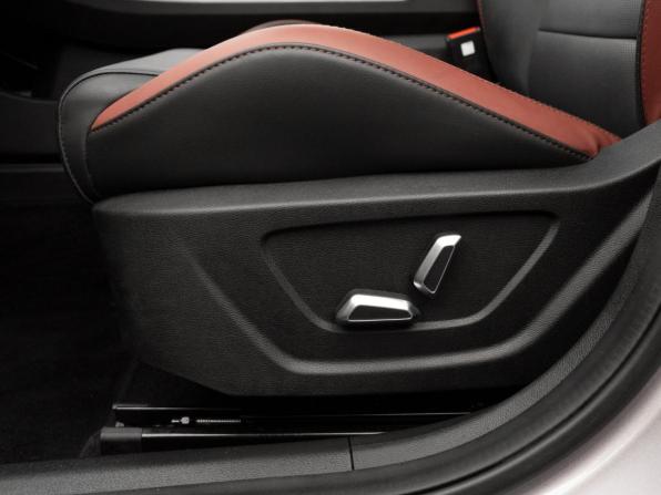 Geely Coolray I с пробегом 2023 года, цена 1 990 000 рублей, 29454 км, внедорожник, Автокод Объявления