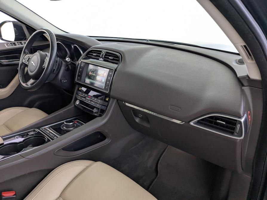 Jaguar F-Pace I Москва  - изображение 23