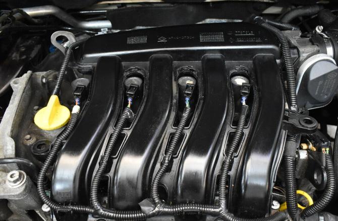 Renault Fluence I Рестайлинг с пробегом 2014 года, цена 540 000 рублей, 320347 км, седан, Автокод Объявления