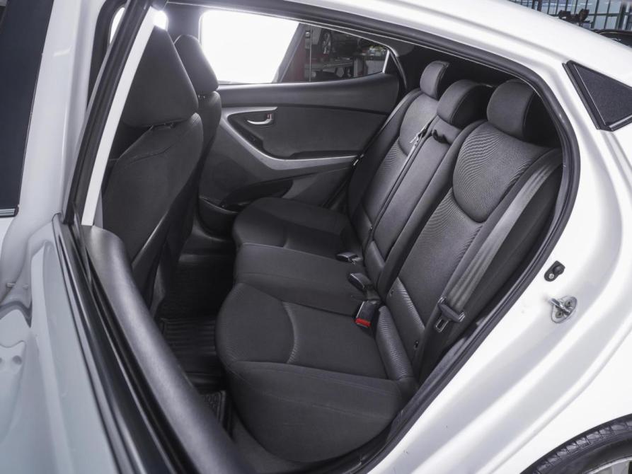Hyundai Elantra V (MD) Рестайлинг Ростов-на-Дону  - изображение 9