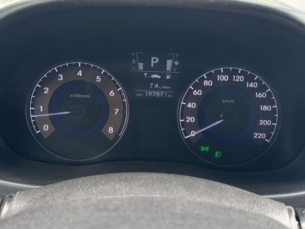 Hyundai Solaris I с пробегом 2011 года, цена 490 000 рублей, 198430 км, седан, Автокод Объявления