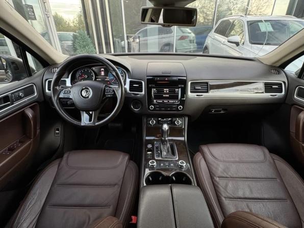 Volkswagen Touareg II Рестайлинг с пробегом 2014 года, цена 2 099 000 рублей, 288100 км, внедорожник, Автокод Объявления