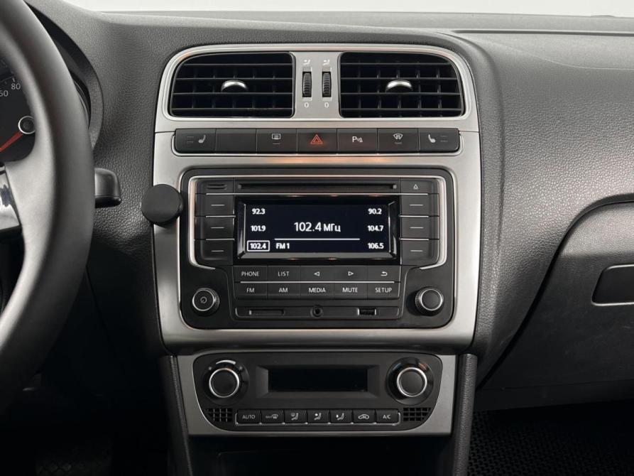 Volkswagen Polo V Рестайлинг Казань  - изображение 17