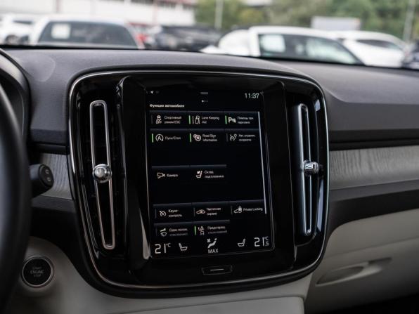 Volvo XC40 I с пробегом 2021 года, цена 3 849 000 рублей, 83514 км, внедорожник, Автокод Объявления