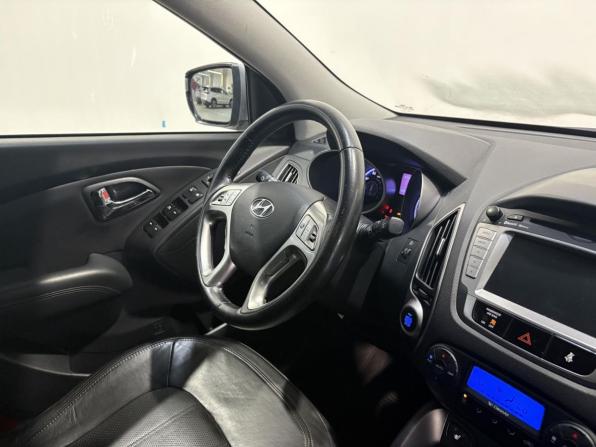 Hyundai ix35 I с пробегом 2012 года, цена 1 301 000 рублей, 112540 км, внедорожник, Автокод Объявления