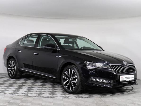 Skoda Superb III Рестайлинг с пробегом 2025 года, цена 3 297 000 рублей, 5000 км, лифтбек, Автокод Объявления
