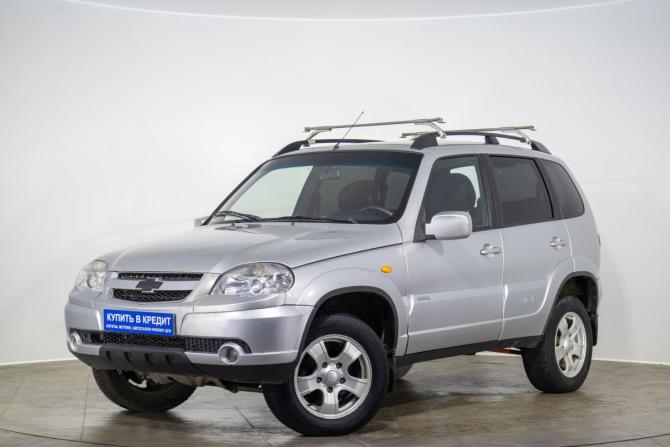 Chevrolet Niva I Рестайлинг с пробегом 2010 года, цена 529 000 рублей, 317000 км, внедорожник, Автокод Объявления