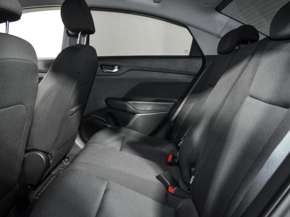 Hyundai Solaris II Рестайлинг с пробегом 2021 года, цена 1 655 000 рублей, 19500 км, седан, Автокод Объявления