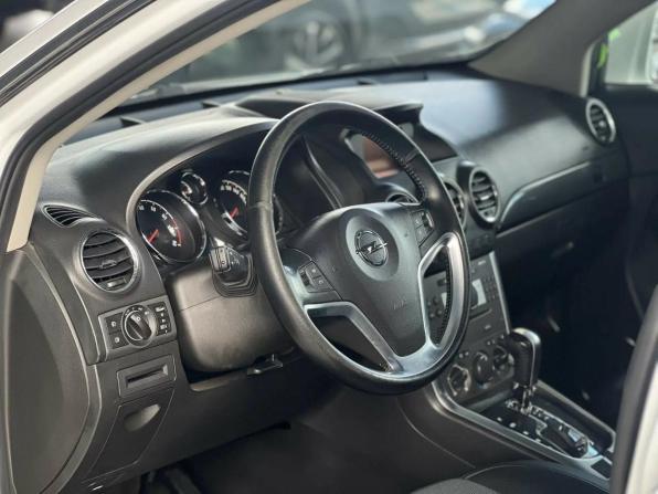Opel Antara I Рестайлинг с пробегом 2012 года, цена 1 095 000 рублей, 172040 км, внедорожник, Автокод Объявления