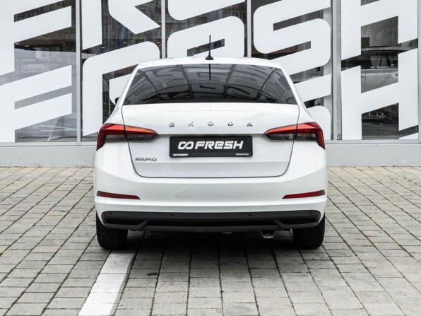 Skoda Rapid II с пробегом 2021 года, цена 1 687 000 рублей, 34552 км, лифтбек, Автокод Объявления