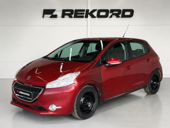 Peugeot 208 I с пробегом 2014 года, цена 670 000 рублей, 142140 км, хэтчбек, Автокод Объявления