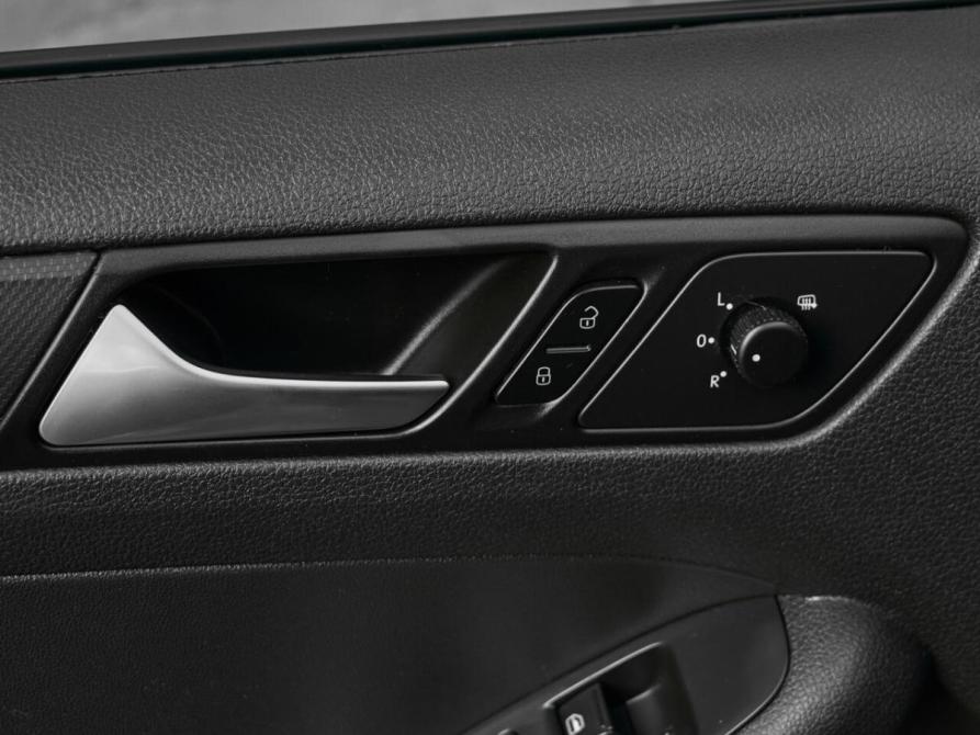 Volkswagen Jetta VI Рестайлинг Екатеринбург  - изображение 20