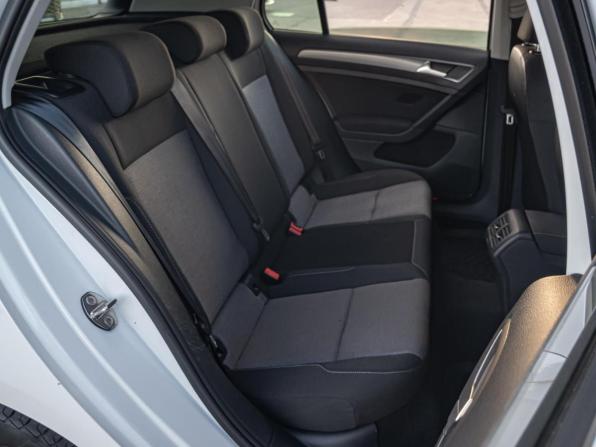 Volkswagen Golf VII с пробегом 2013 года, цена 1 435 000 рублей, 75846 км, хэтчбек, Автокод Объявления