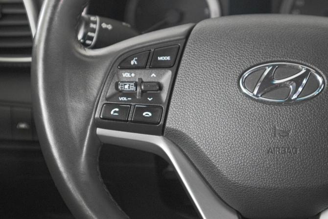Hyundai Tucson III Рестайлинг с пробегом 2018 года, цена 2 229 000 рублей, 77000 км, внедорожник, Автокод Объявления