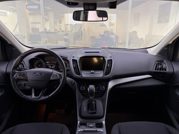 Ford Kuga II Рестайлинг с пробегом 2019 года, цена 1 720 000 рублей, 80044 км, внедорожник, Автокод Объявления