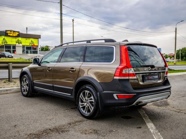 Volvo XC70 II Рестайлинг с пробегом 2014 года, цена 1 898 000 рублей, 218908 км, универсал, Автокод Объявления