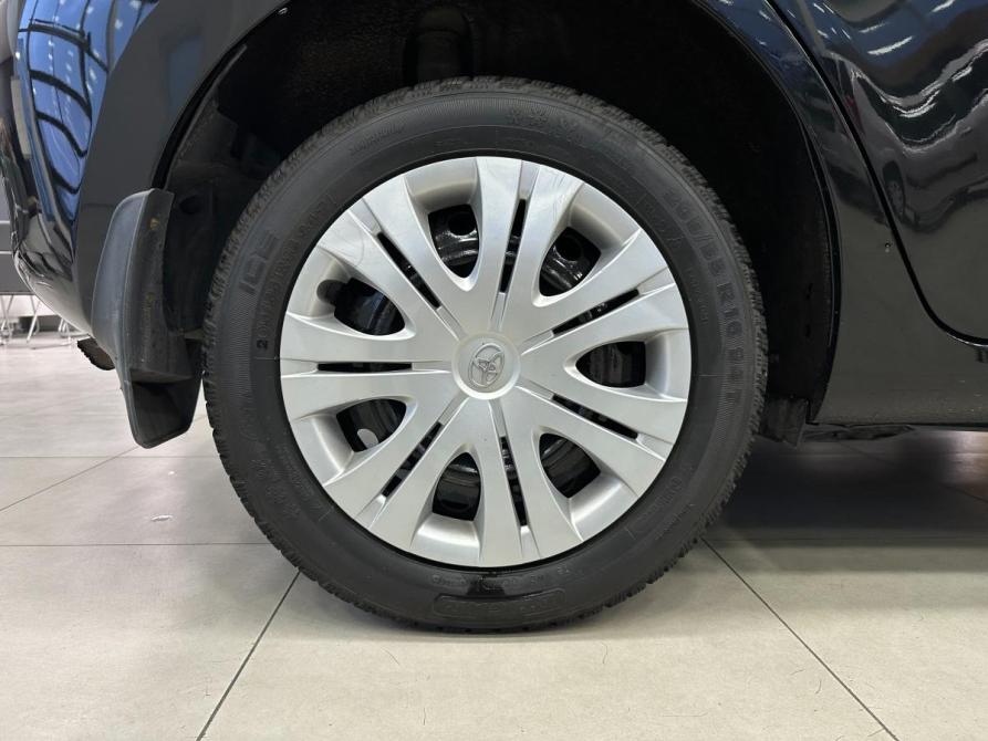 Toyota Auris I Москва  - изображение 18