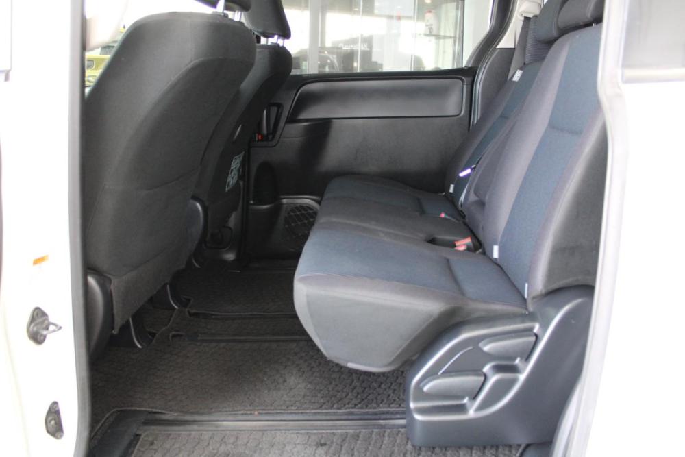 Toyota Voxy III (R80) Красноярск  - изображение 5