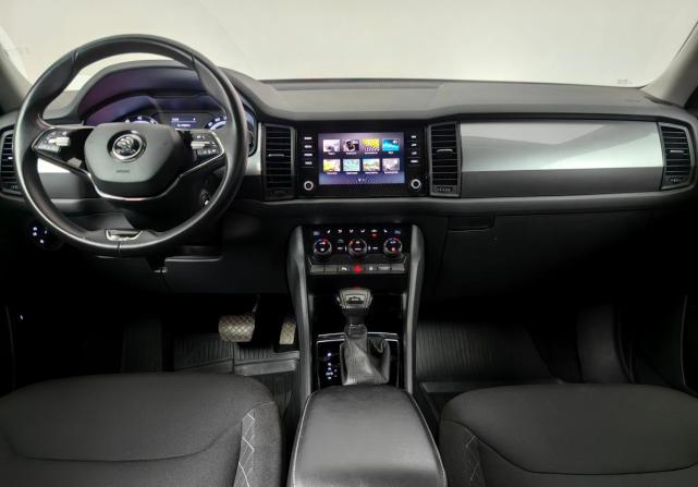 Skoda Kodiaq I с пробегом 2021 года, цена 2 699 000 рублей, 118590 км, внедорожник, Автокод Объявления