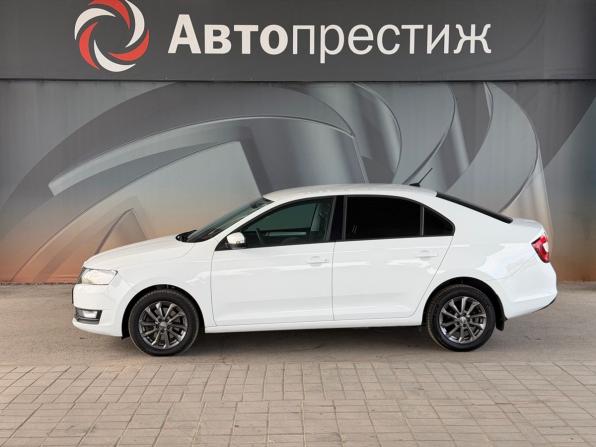 Skoda Rapid I Рестайлинг с пробегом 2019 года, цена 1 435 000 рублей, 92090 км, лифтбек, Автокод Объявления
