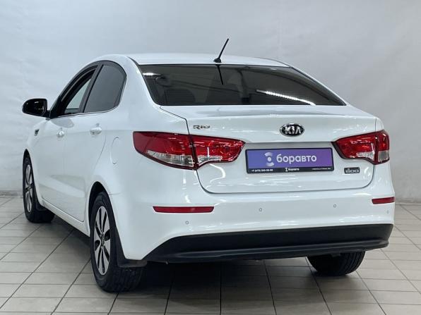 Kia Rio III Рестайлинг с пробегом 2016 года, цена 1 159 000 рублей, 98847 км, седан, Автокод Объявления