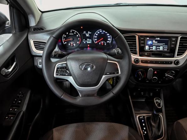 Hyundai Solaris II Рестайлинг с пробегом 2021 года, цена 1 490 000 рублей, 122526 км, седан, Автокод Объявления